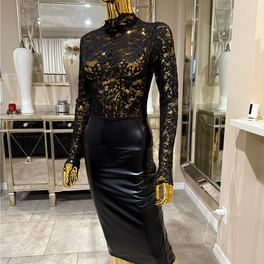 Elegant Black Lace Dress